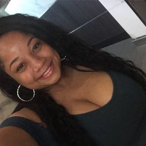 Meet your Posher, Candi